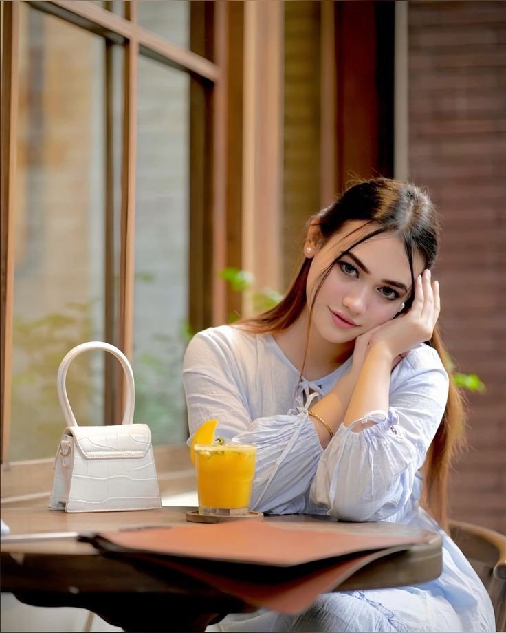 Beautiful-Girls-Images-for-Dp