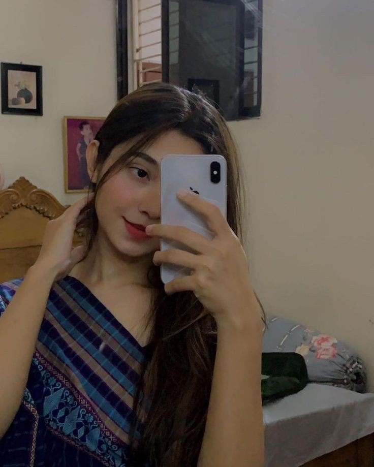 Beautiful-Smile-Girl-Pic