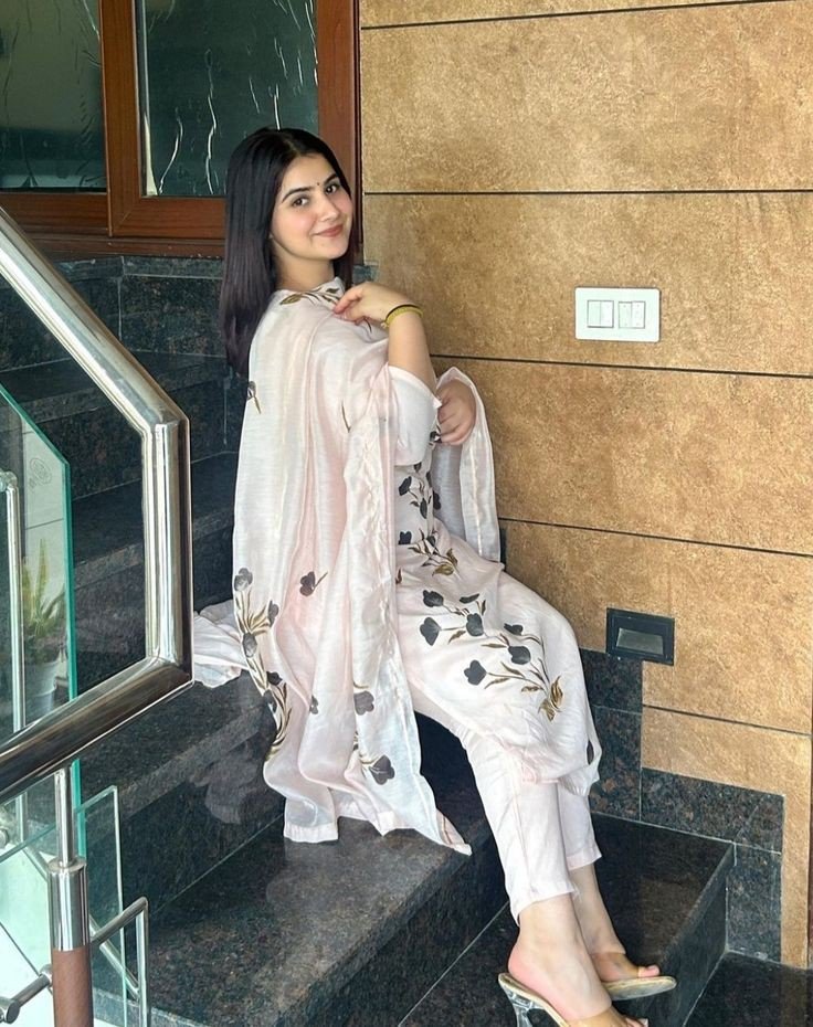 Indian-Cute-Girls-Dp