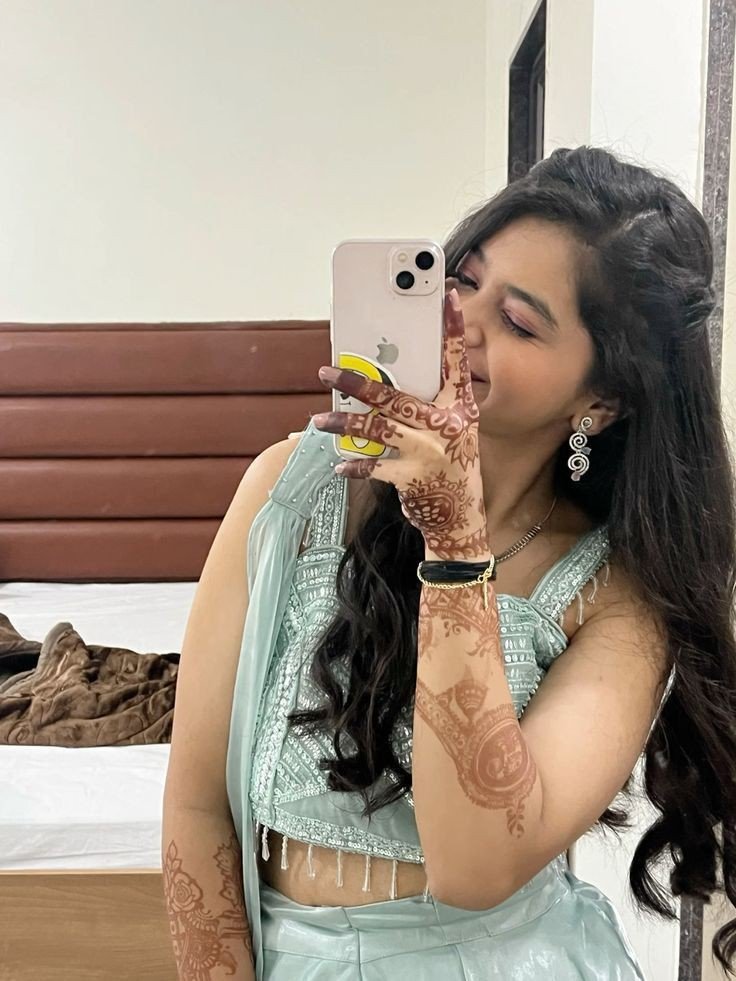 Indian-Cute-Girls-Dp