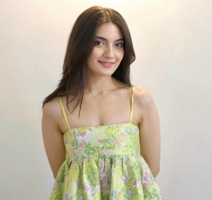 Romantic-Girls-Profile-Pic