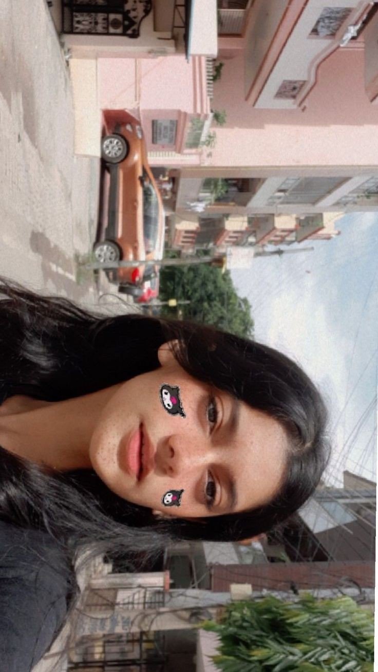 aesthetic-hide-face-girl-pic