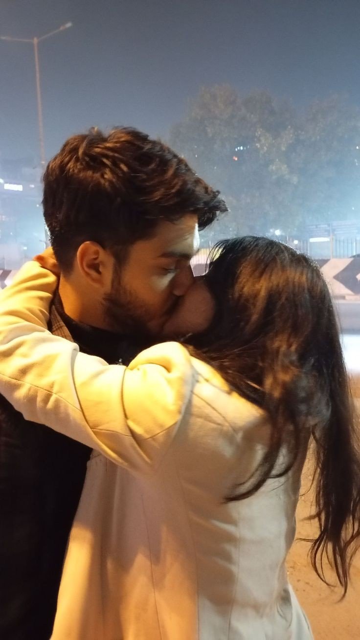 best-couple-dp-for-instagram