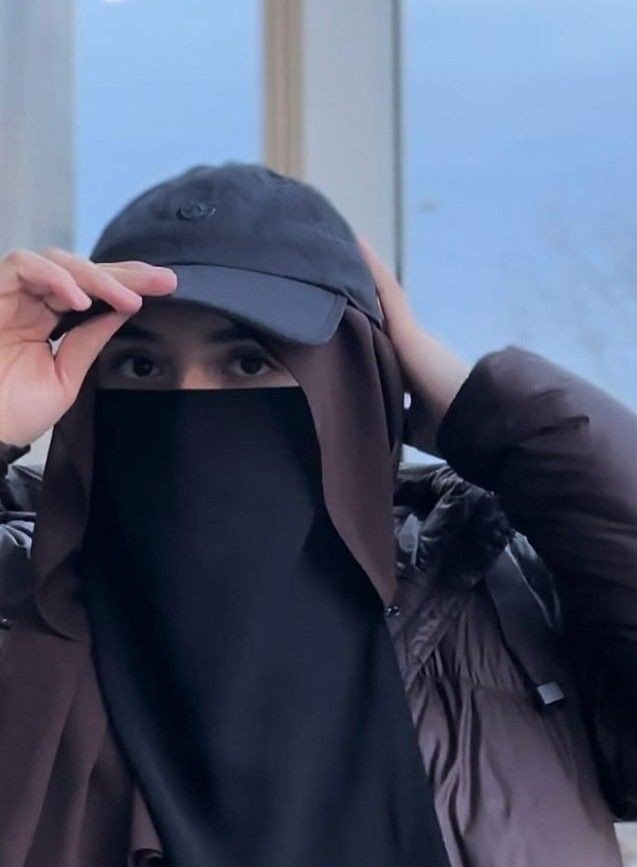 best-muslim-girls-dp-for-whatsapp