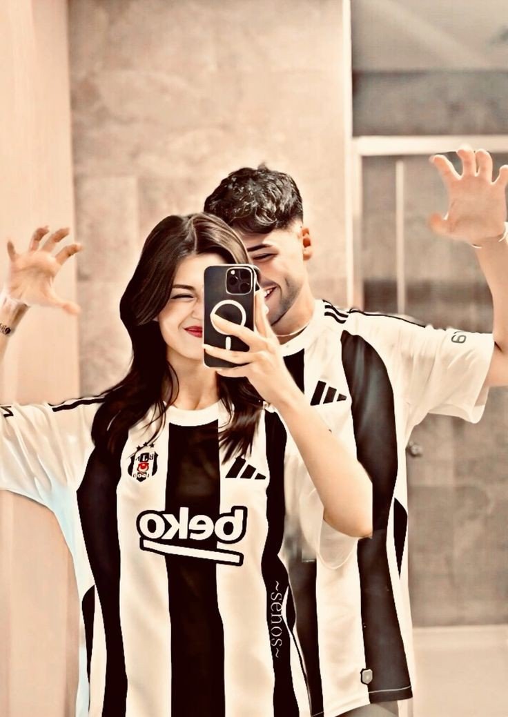 couple-dp-for-instagram-cartoon-download