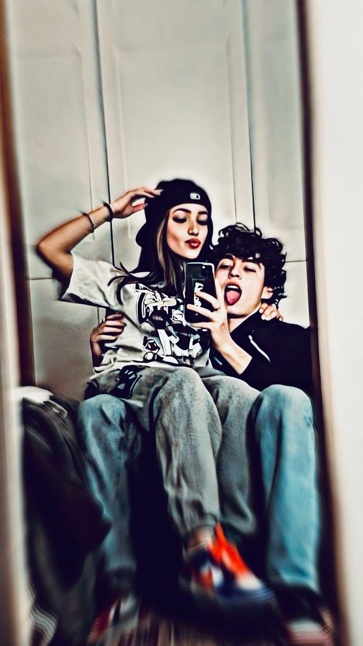 couple-dp-for-instagram-cartoon-half-half-download