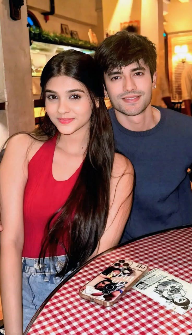 cute-couple-dp-for-instagram-half-half