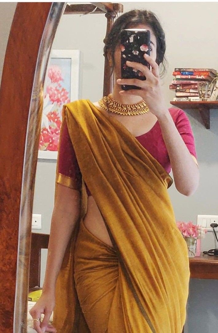 cute-saree-girl-dp