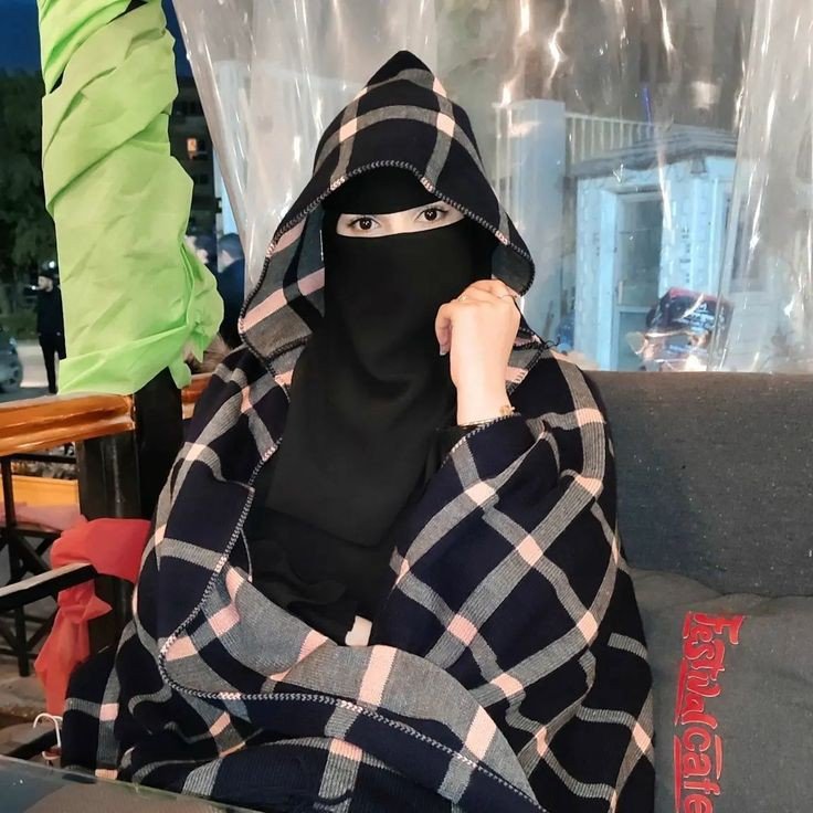 girls-hijab-dp-for-instagram