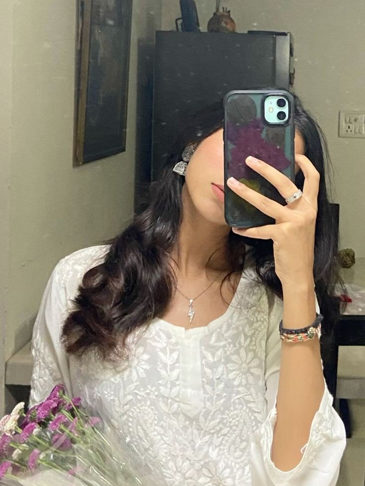 hidden-face-wallpaper-for-girls