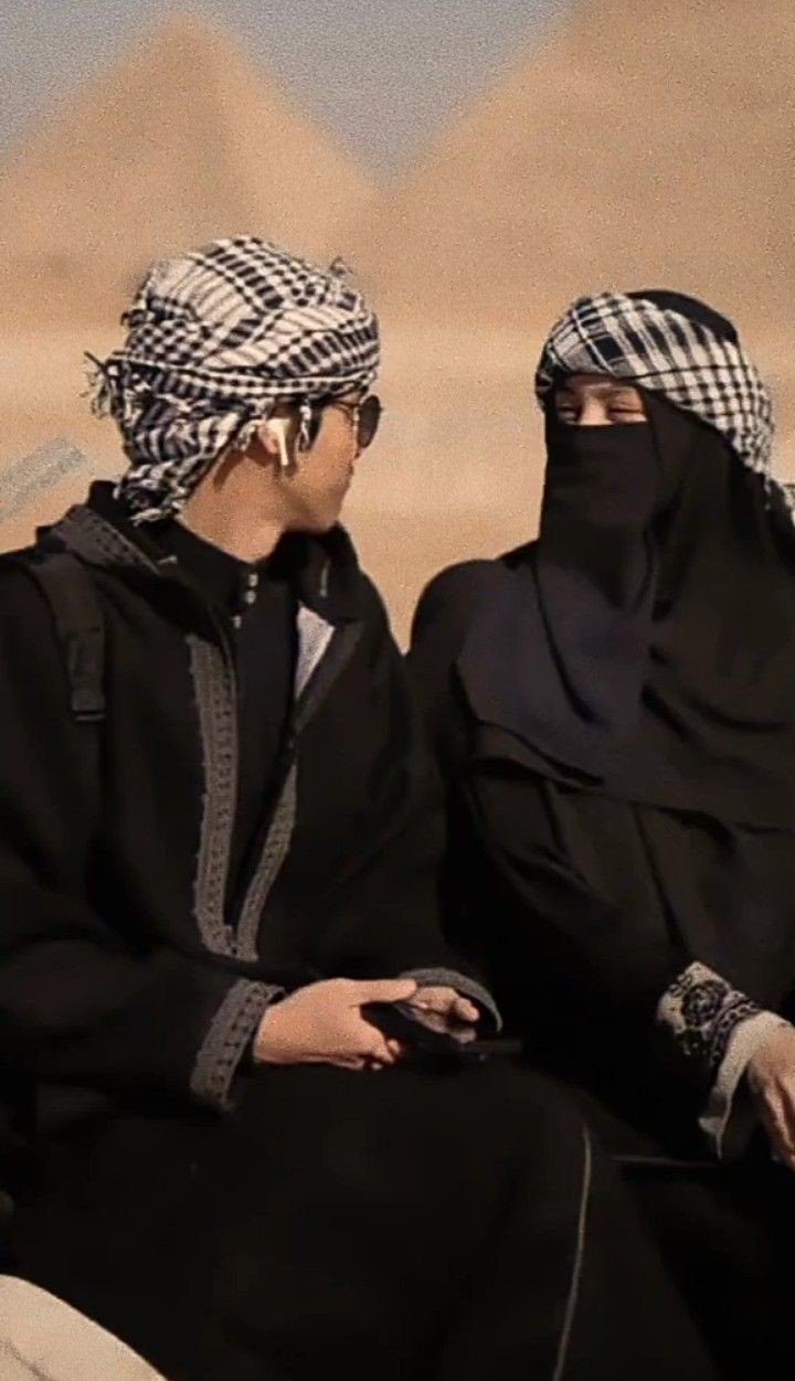 romantic-islamic-couple-dp