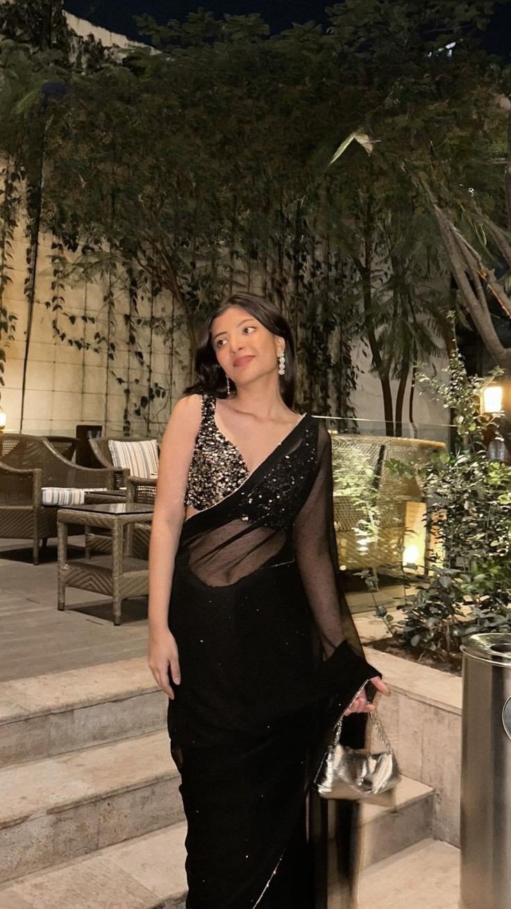 saree-girl-dp-hide-face-instagram-download