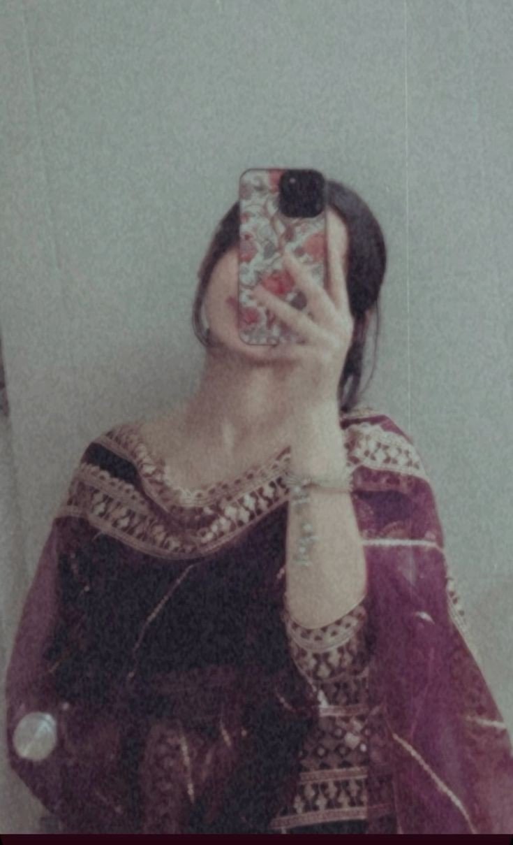 aesthetic-dp-dark-girl