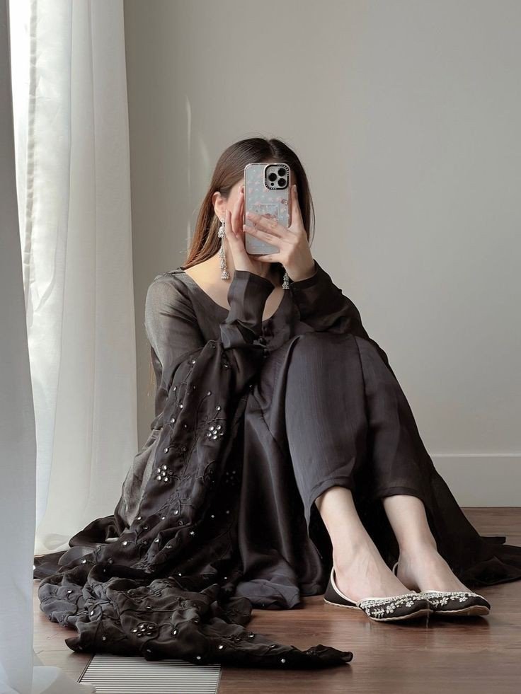 alone-aesthetic-dp-for-instagram