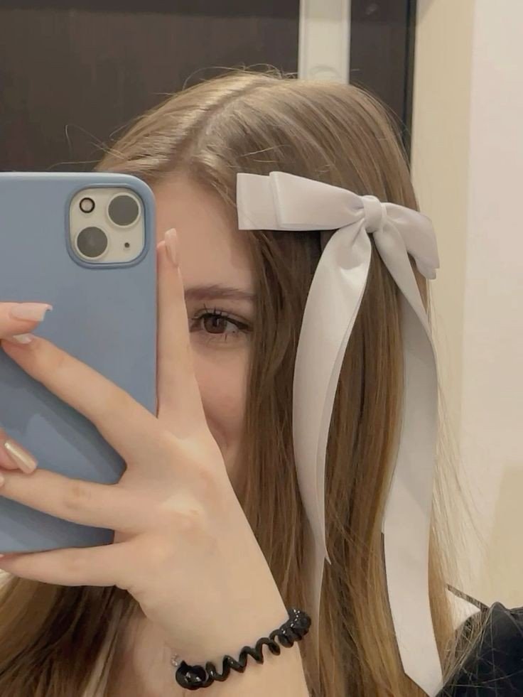 cute-girl-photo-dp-instagram-attitude