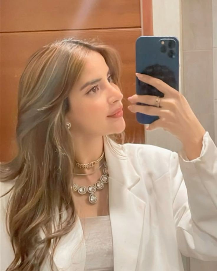 doctor-girl-photo-dp-for-whatsapp