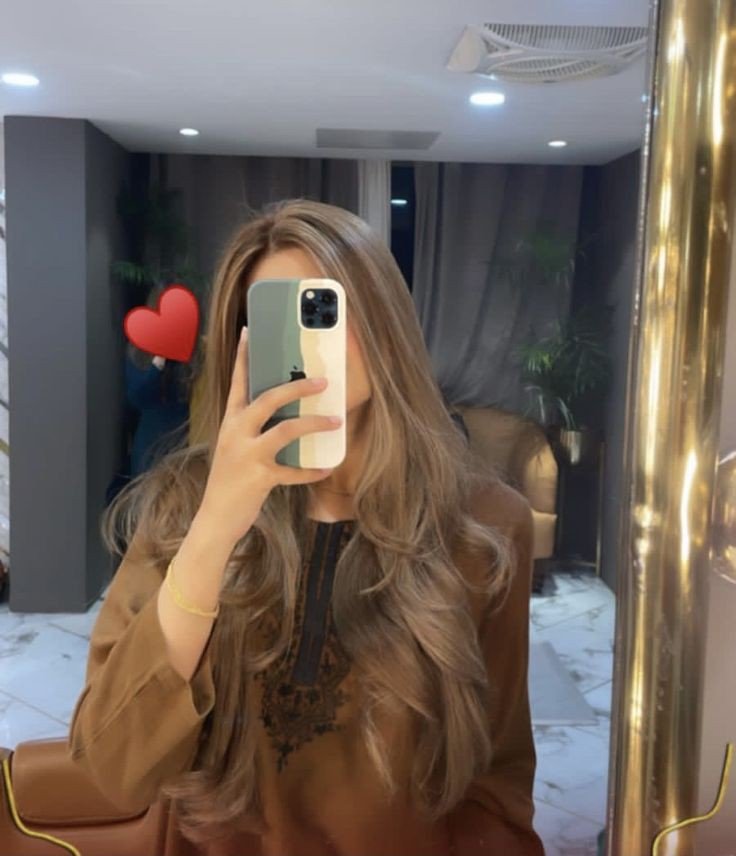 girl-photo-dp-instagram-hidden-face-black-and-white