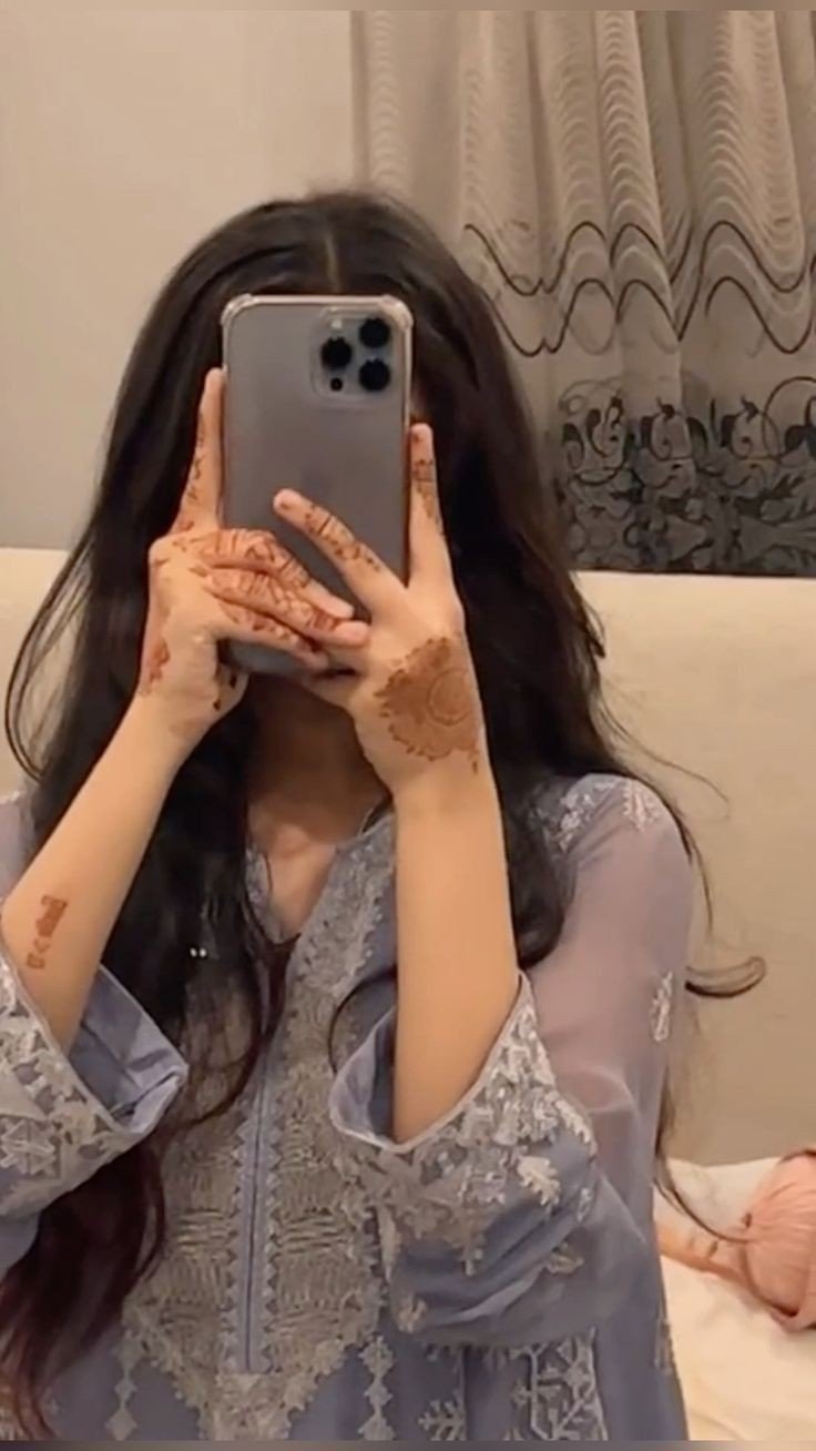 insta-profile-photo-for-girl-hidden-face