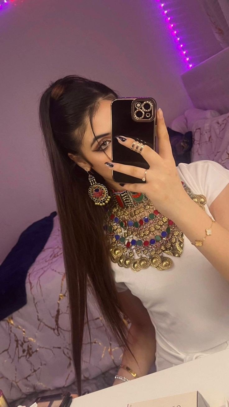 mirror-selfie-dp-girl-aesthetic