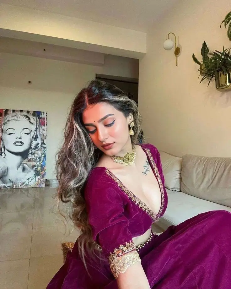 adivasi-ladki-ka-photo