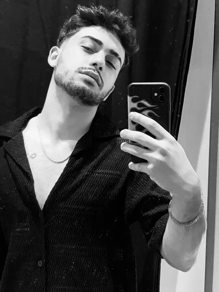 attitude-boys-dp-aesthetic