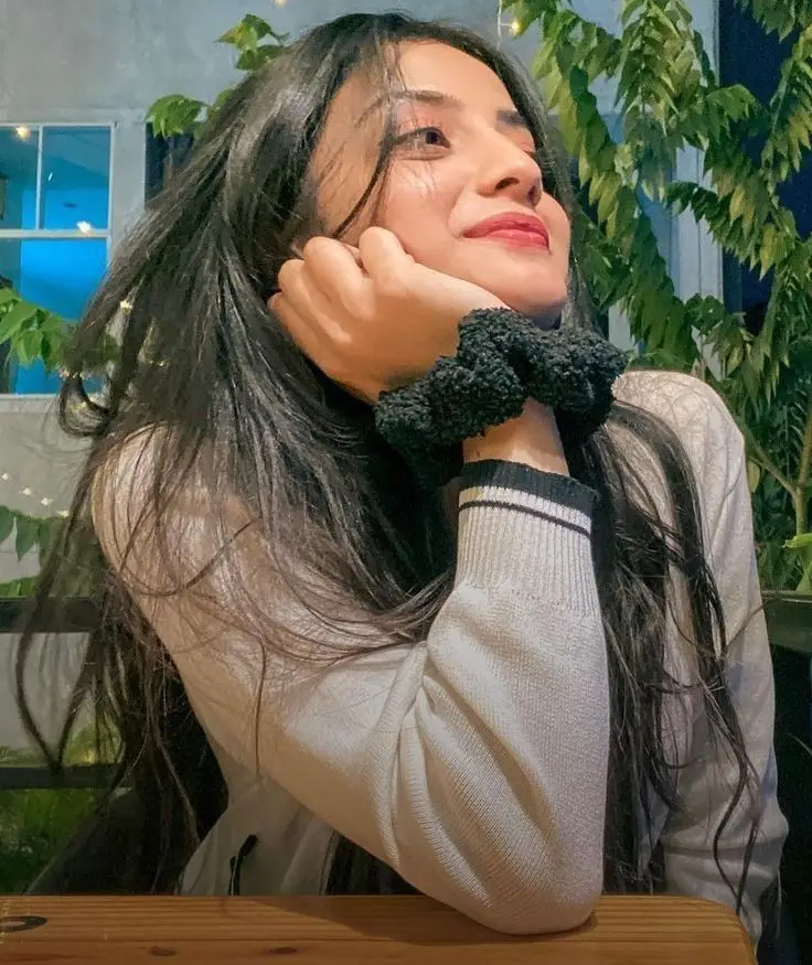 best-single-girl-dp-instagram