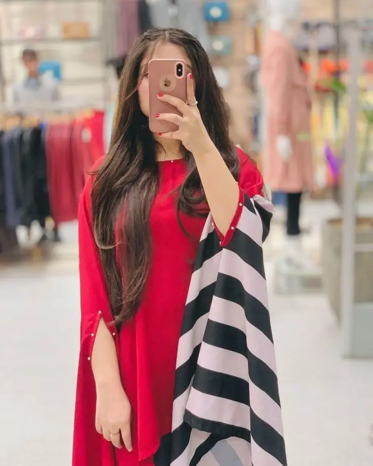 black-dress-attitude-girls-dp