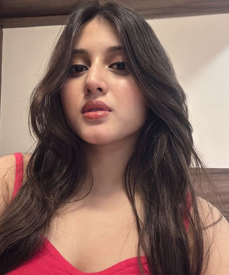 indian girl photo aesthetic