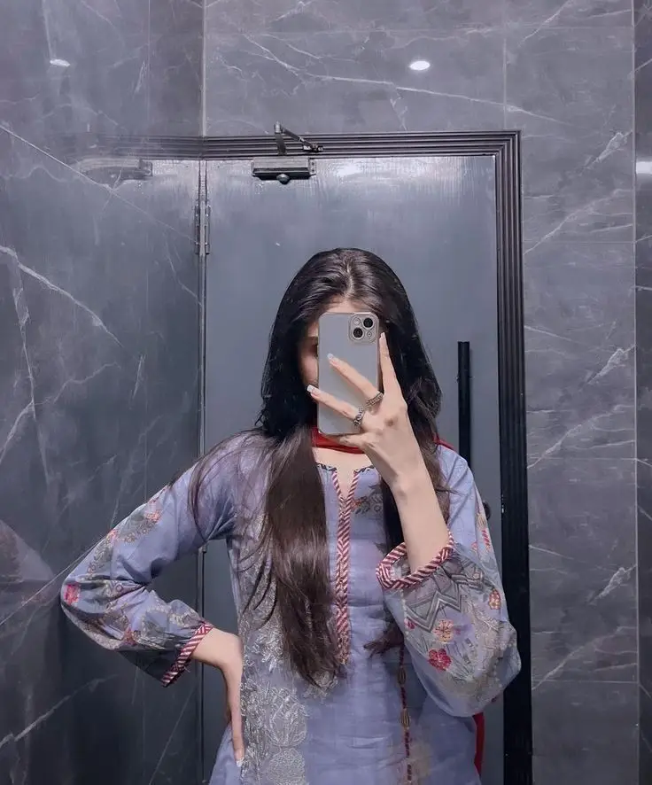 killer-attitude-girl-dp-for-instagram-in-english