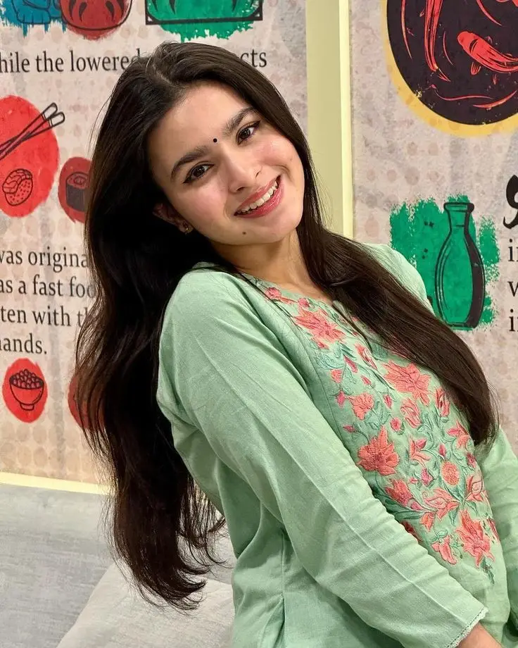 ladki-ki-dp-acchi-si-girl