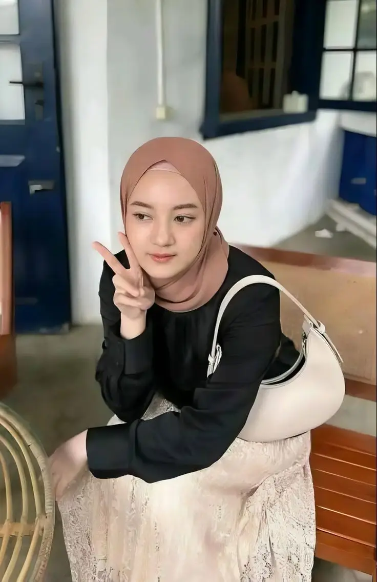 simple-cute-girl-pic-cartoon-for-dp