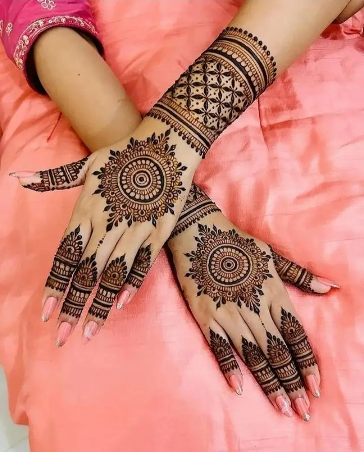 stylish-back-hand-mehndi-design